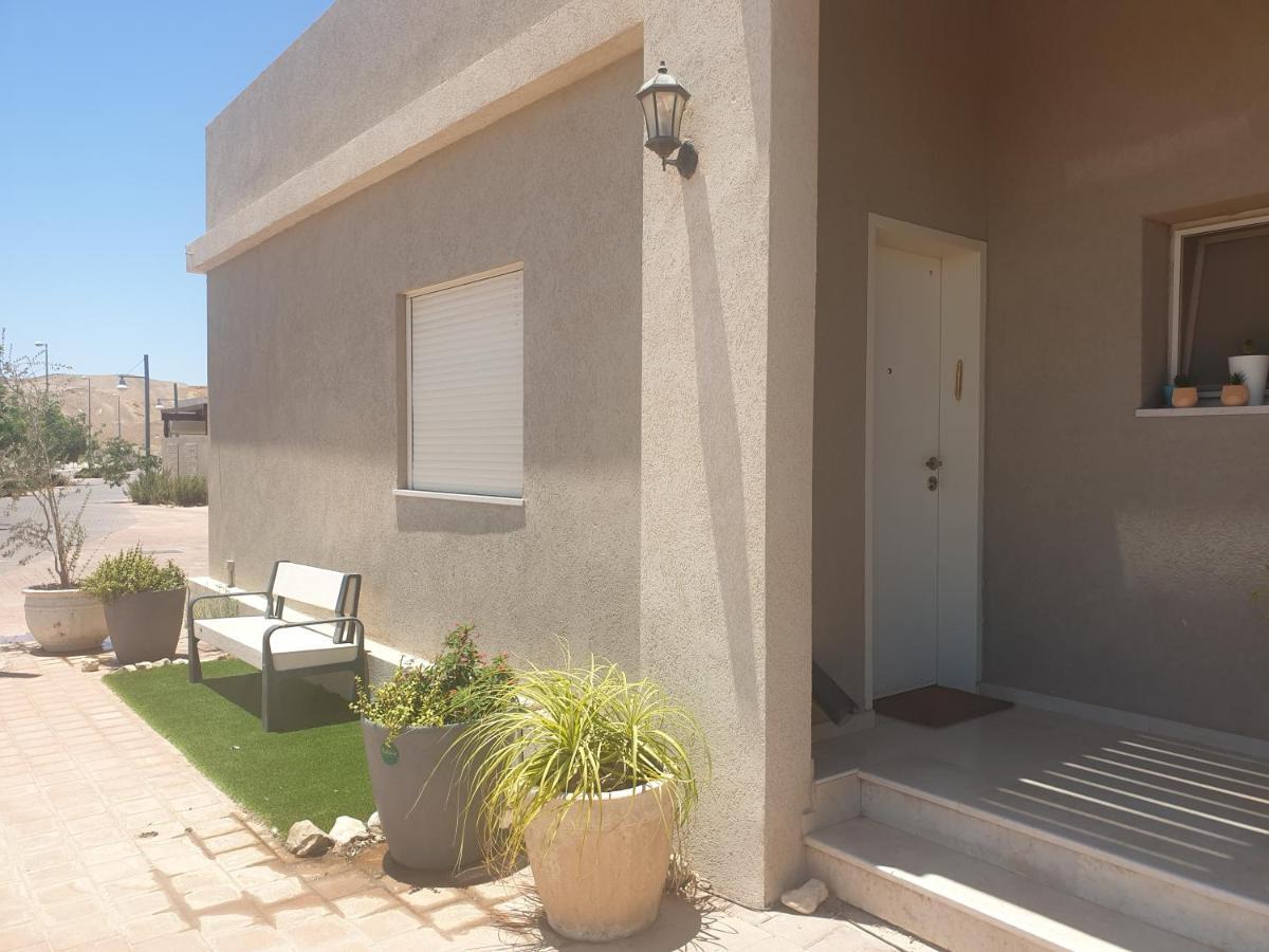 סויטה בלב המדבר. Appartement Be'er Ora Buitenkant foto